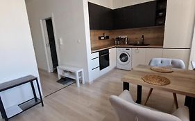 Luxo Grand Apartments By Bratislavatrip